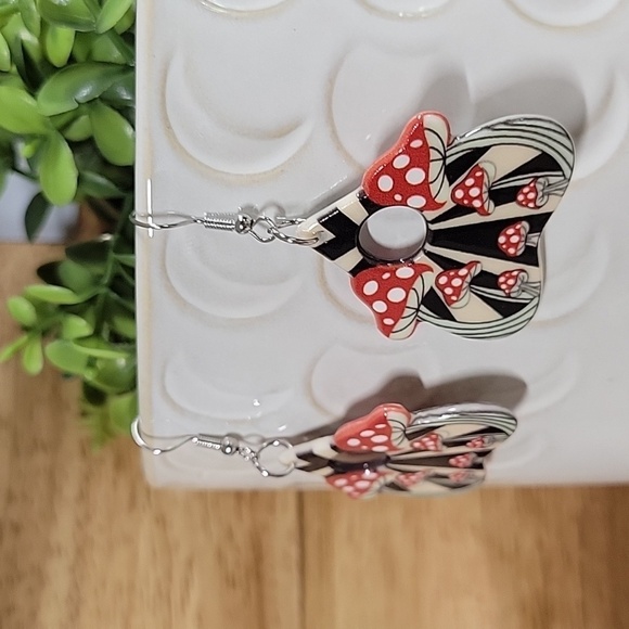 🔥LAST PAIR🔥 Retro Mushroom Planchette Drop Earrings - Picture 3 of 7